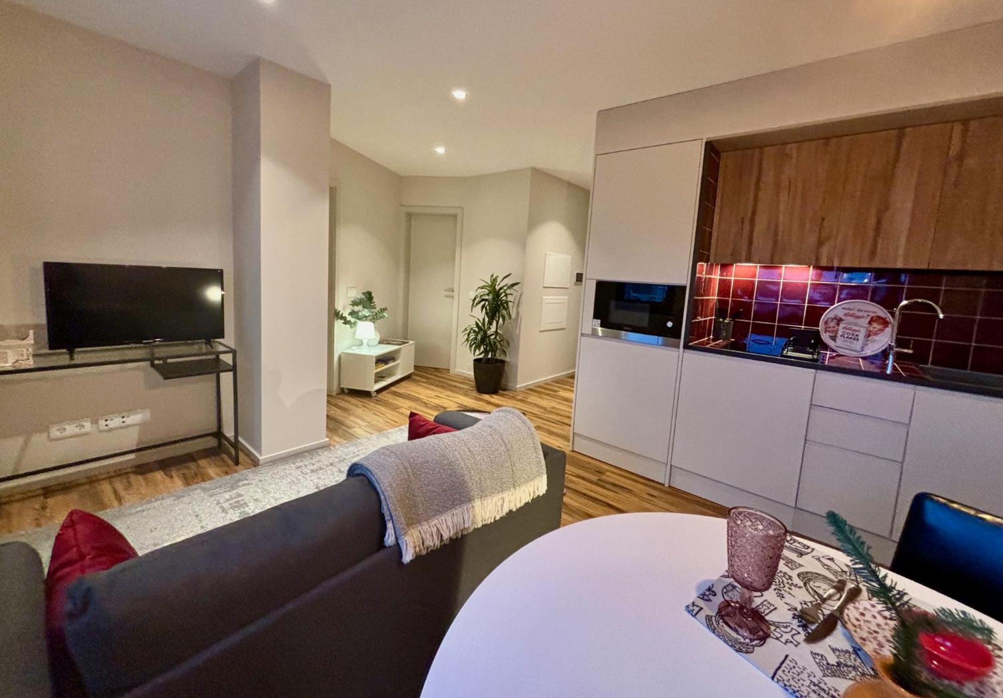 Three Little Birds -Redbird Apartment Guimaraes Luaran gambar