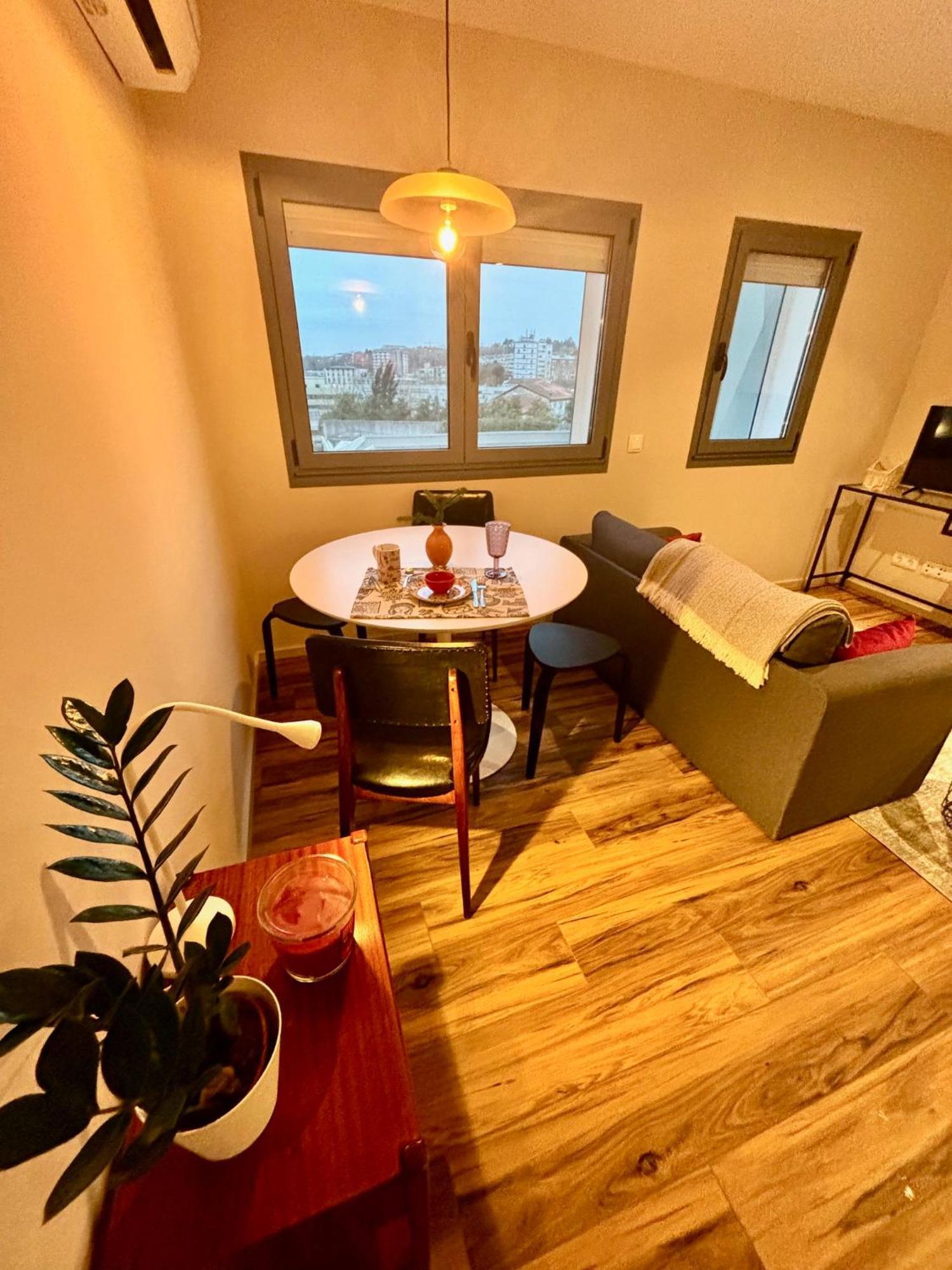 Three Little Birds -Redbird Apartment Guimaraes Luaran gambar